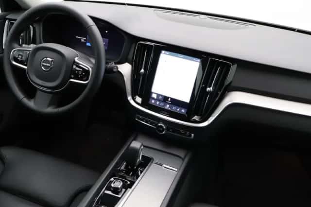 Volvo V60 (2024) thumbnail 41