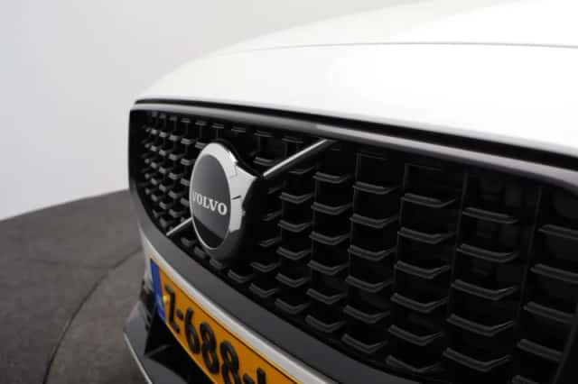 Volvo V60 (2024) thumbnail 45