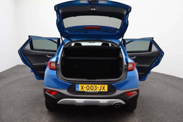 Kia Stonic (2023) thumbnail 15