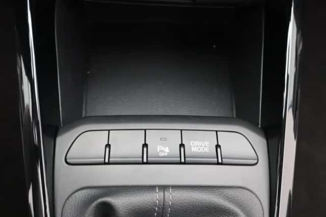 Kia Stonic (2023) thumbnail 25