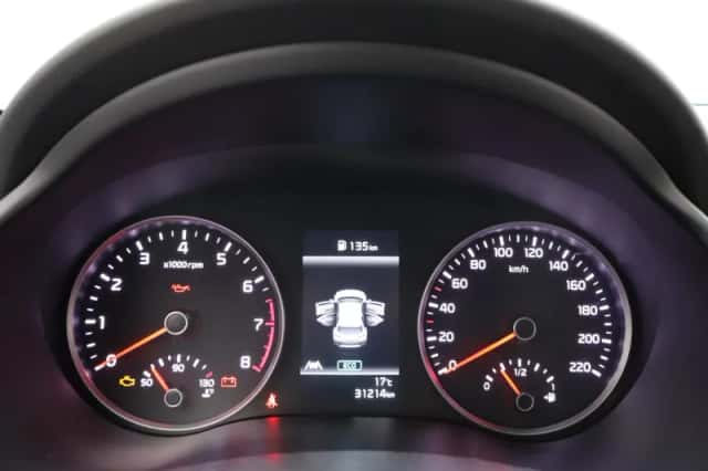 Kia Stonic (2023) thumbnail 4
