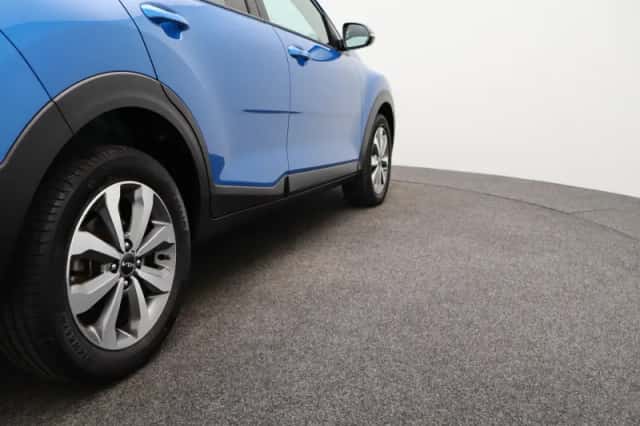 Kia Stonic (2023) thumbnail 37