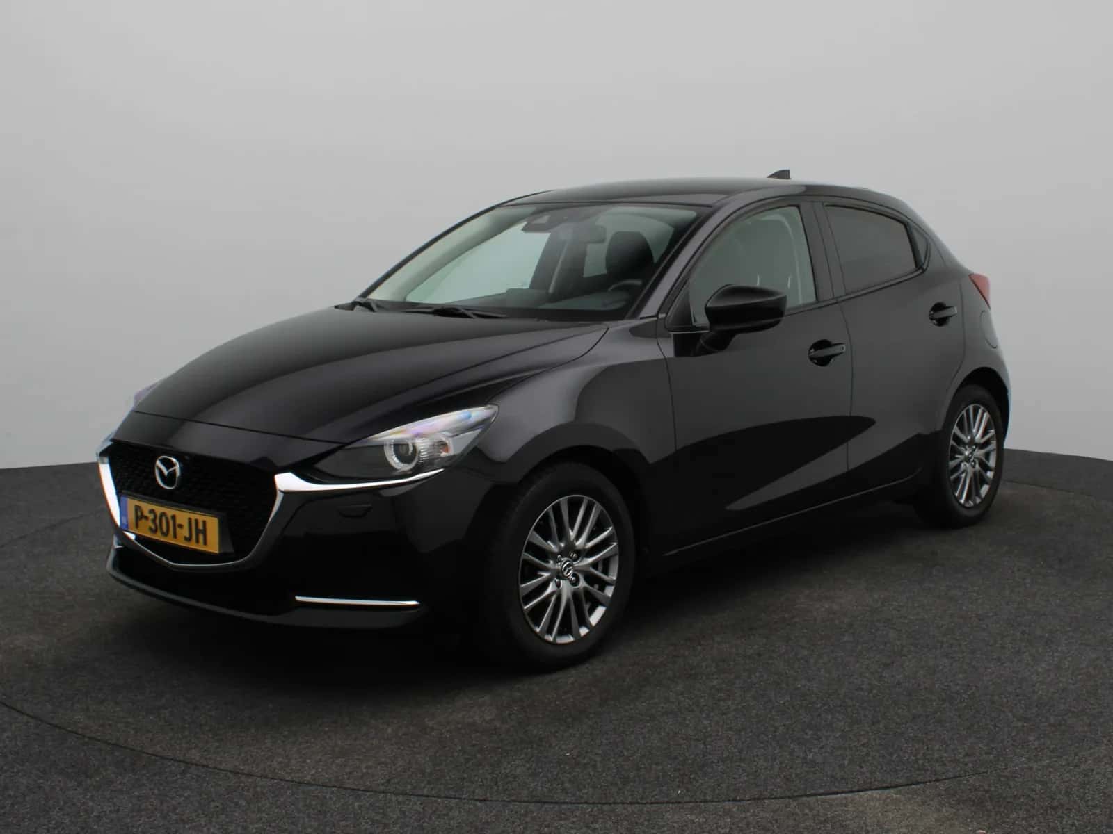 Mazda 2 (2021) — foto 1