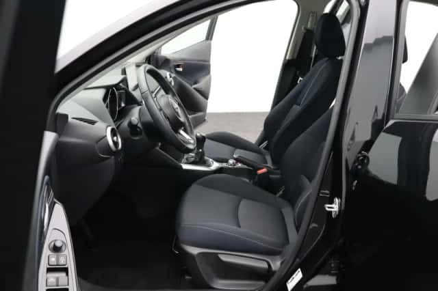 Mazda 2 (2021) thumbnail 11