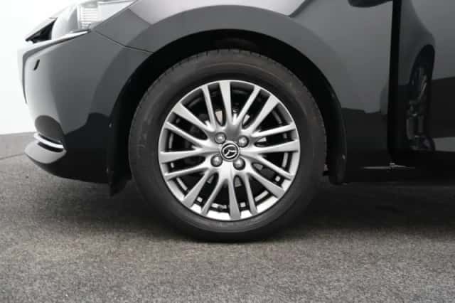 Mazda 2 (2021) thumbnail 17