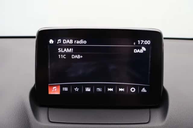 Mazda 2 (2021) thumbnail 18