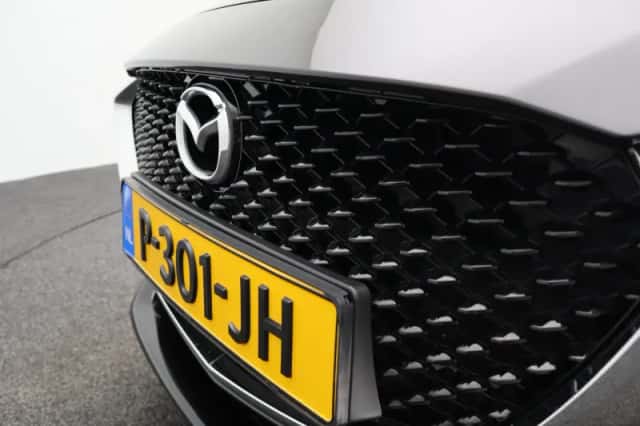 Mazda 2 (2021) thumbnail 39