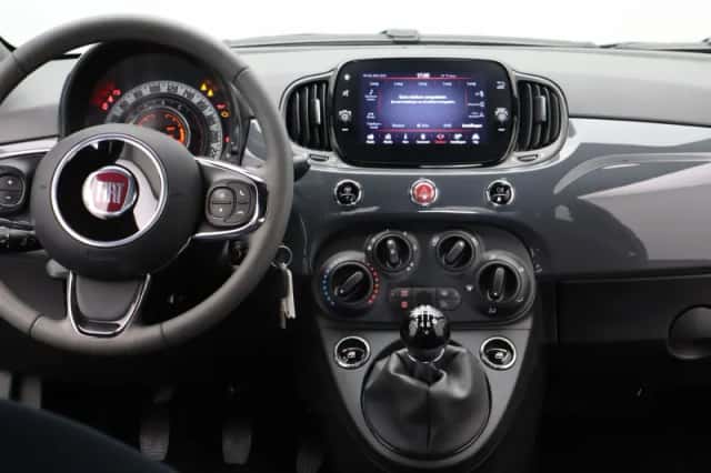 Fiat 500 (2022) thumbnail 3