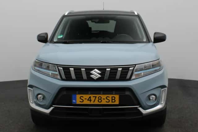 Suzuki Vitara (2023) thumbnail 5