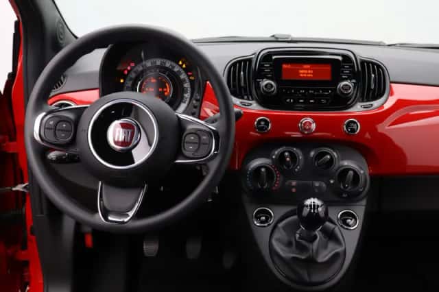 Fiat 500 (2022) thumbnail 3