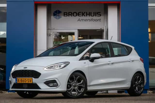 Ford Fiesta (2021) thumbnail 1