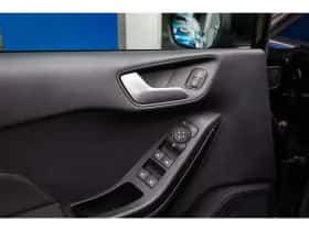Ford Fiesta (2023) thumbnail 18