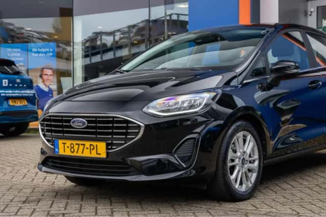 Ford Fiesta (2023) thumbnail 4