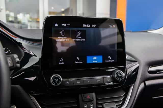 Ford Fiesta (2023) thumbnail 32