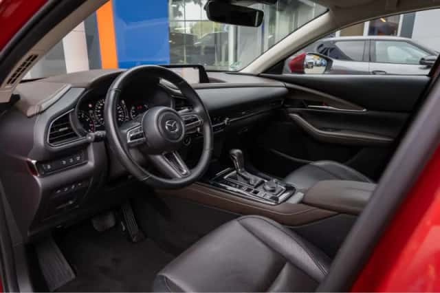 Mazda CX-30 (2021) thumbnail 2