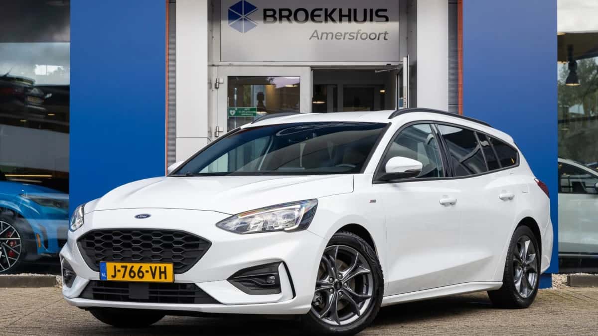 Ford Focus (2020) — foto 1