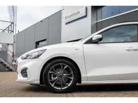 Ford Focus (2020) thumbnail 8
