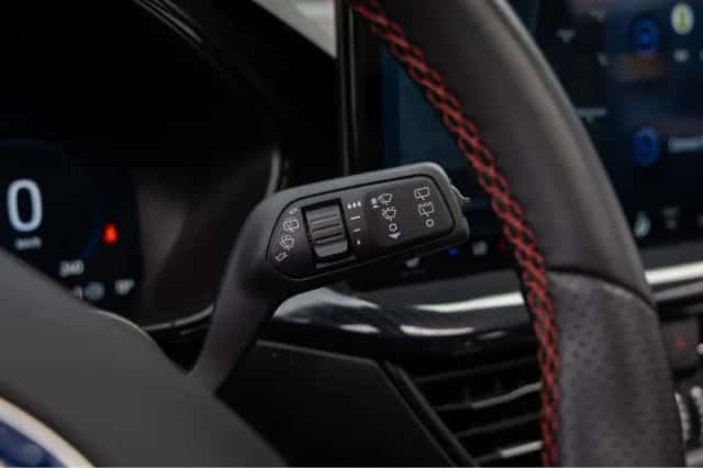 Ford Focus (2024) thumbnail 32
