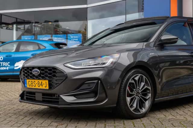 Ford Focus (2024) thumbnail 5