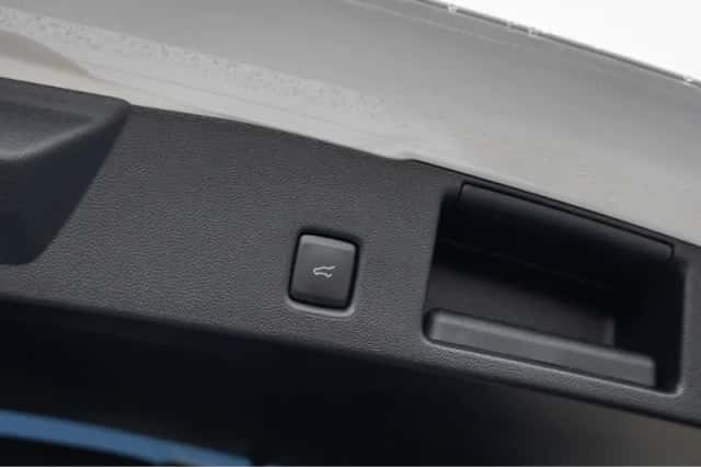 Ford Kuga (2025) thumbnail 16