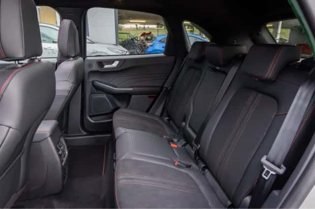 Ford Kuga (2025) thumbnail 21