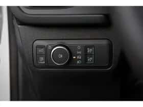 Ford Kuga (2025) thumbnail 27