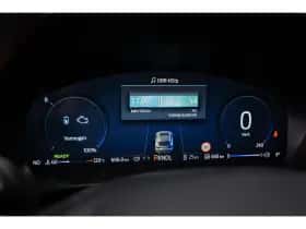 Ford Kuga (2025) thumbnail 33