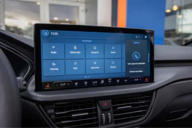 Ford Kuga (2025) thumbnail 39