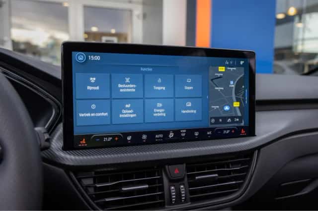 Ford Kuga (2025) thumbnail 41