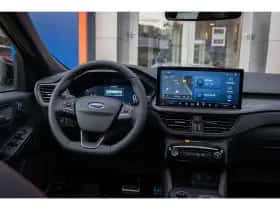 Ford Kuga (2025) thumbnail 46