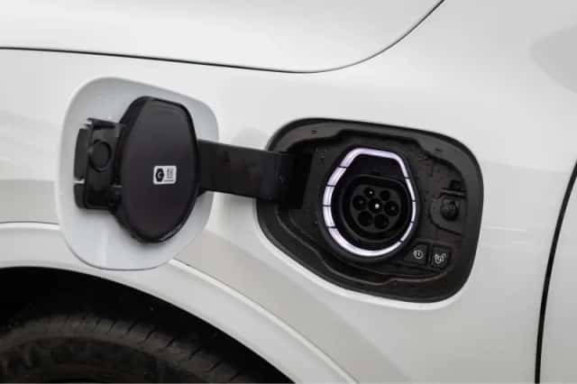 Ford Kuga (2025) thumbnail 9