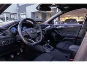 Ford Focus (2024) thumbnail 2