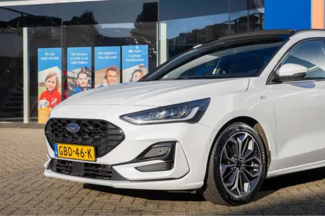 Ford Focus (2024) thumbnail 4
