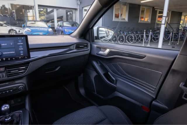 Ford Focus (2024) thumbnail 41
