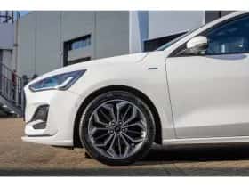 Ford Focus (2024) thumbnail 6