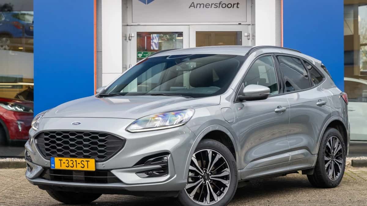 Ford Kuga (2023) — foto 1
