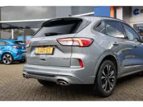 Ford Kuga (2023) thumbnail 11