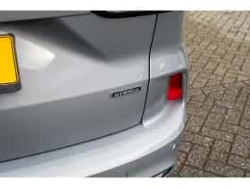 Ford Kuga (2023) thumbnail 43
