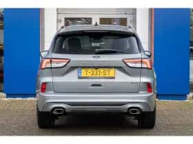 Ford Kuga (2023) thumbnail 6