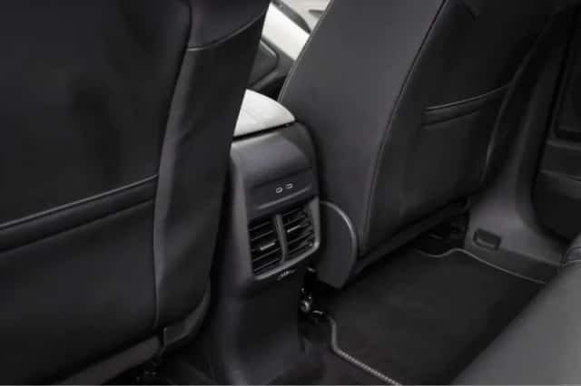 Ford Explorer (2025) thumbnail 18