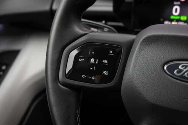 Ford Explorer (2025) thumbnail 29