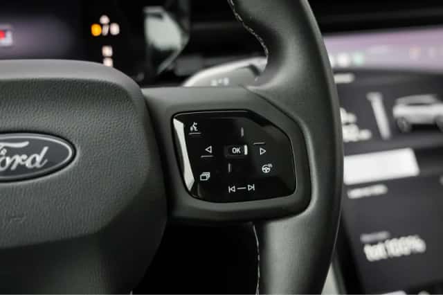 Ford Explorer (2025) thumbnail 31