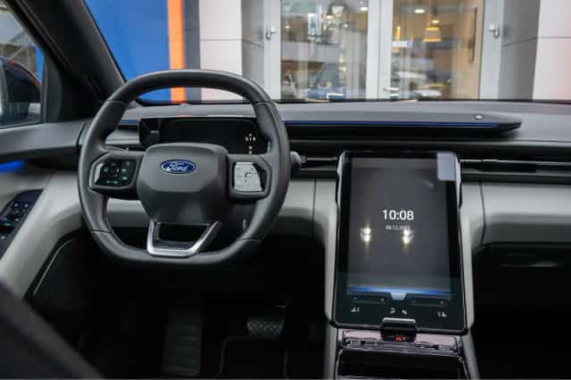 Ford Explorer (2025) thumbnail 33