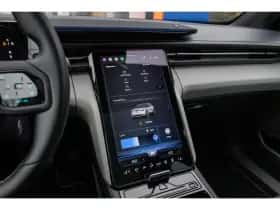 Ford Explorer (2025) thumbnail 40