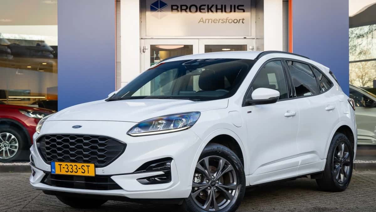 Ford Kuga (2023) — foto 1