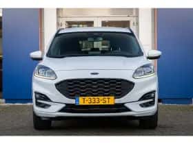 Ford Kuga (2023) thumbnail 3