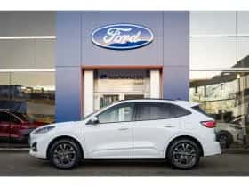 Ford Kuga (2023) thumbnail 4