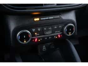Ford Kuga (2023) thumbnail 32