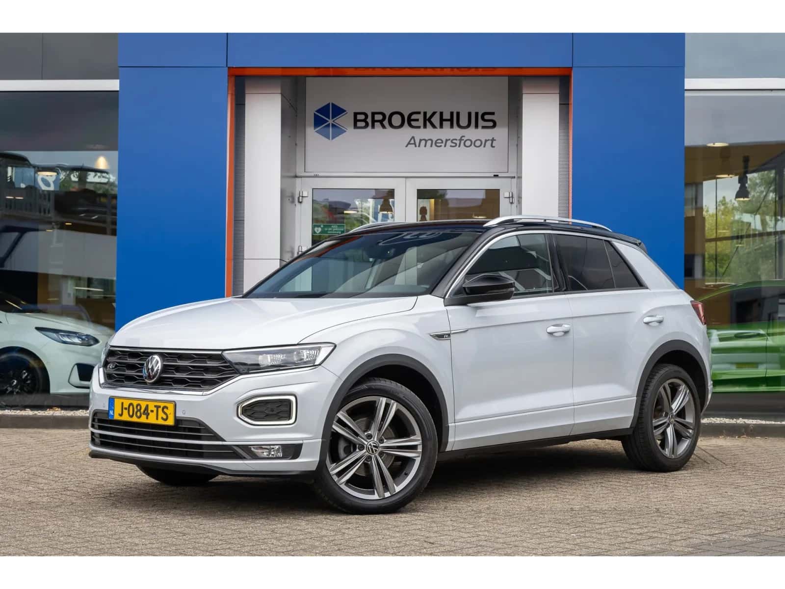 Volkswagen T-Roc (2020) — foto 1
