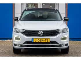 Volkswagen T-Roc (2020) thumbnail 3